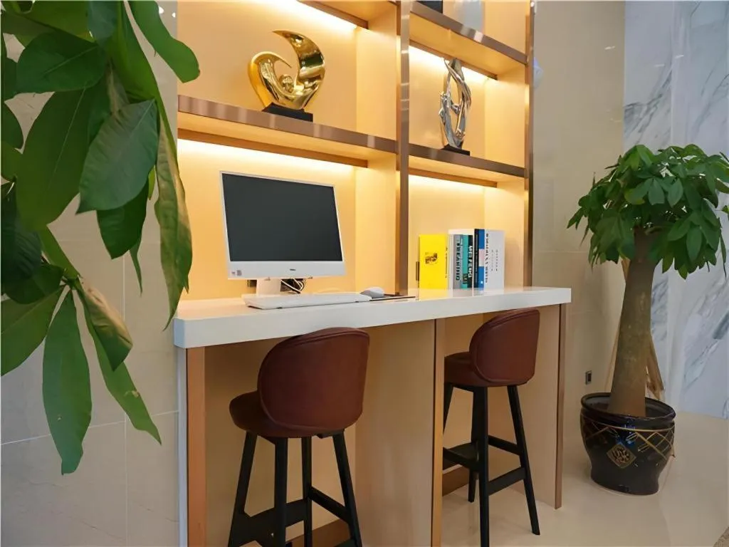 Borrman Hotel Zhanjiang Shimao Building High-speed Railway Station