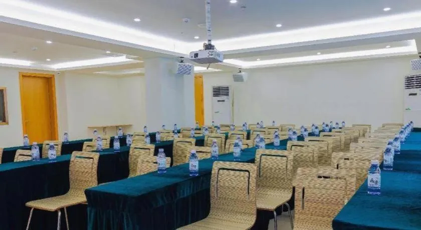 Borrman Hotel Zhanjiang Shimao Building High-speed Railway Station