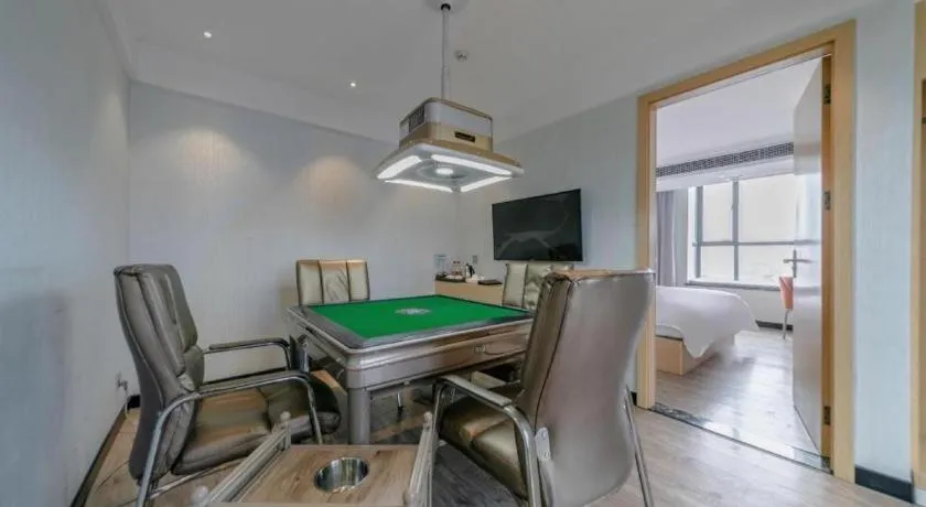 Borrman Hotel Puning International Commodity City Wantaihui