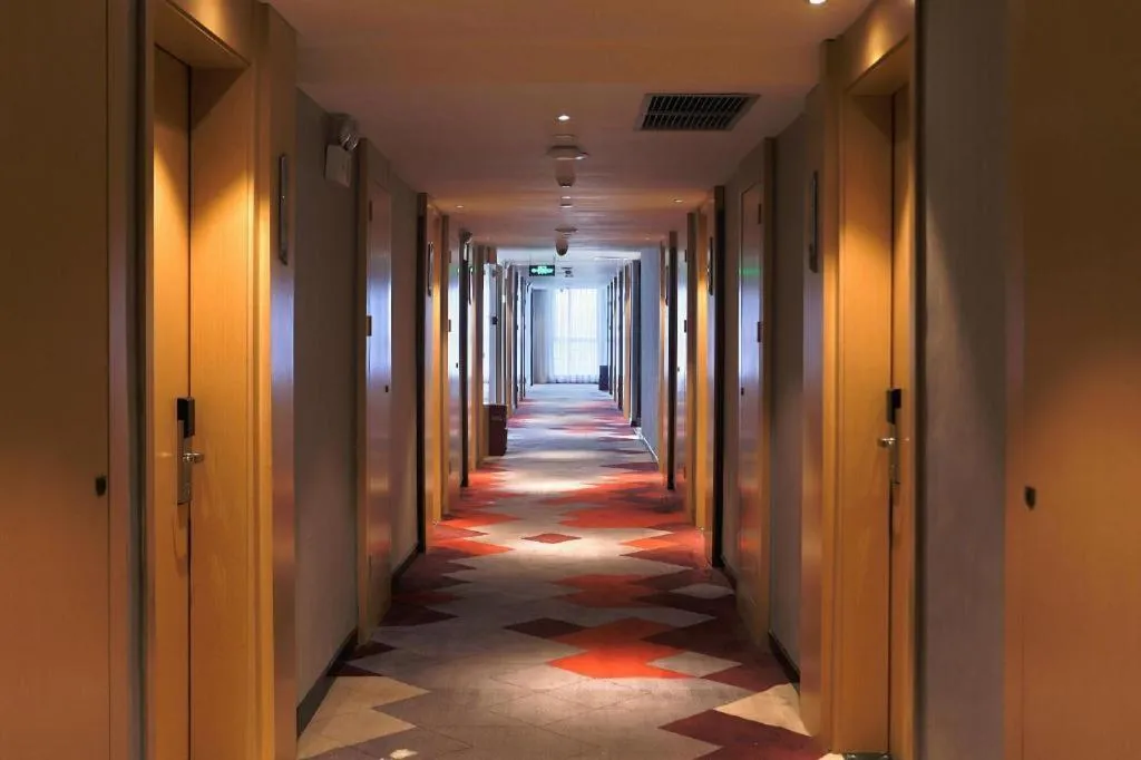 Borrman Hotel Puning International Commodity City Wantaihui