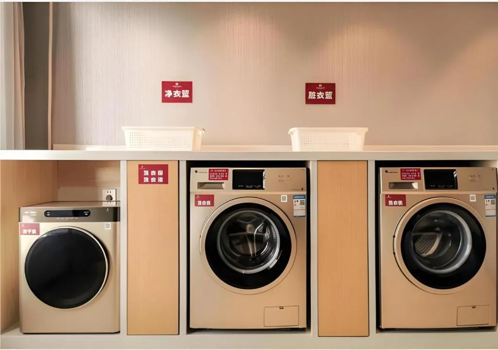 Borrman Hotel Puning International Commodity City Wantaihui