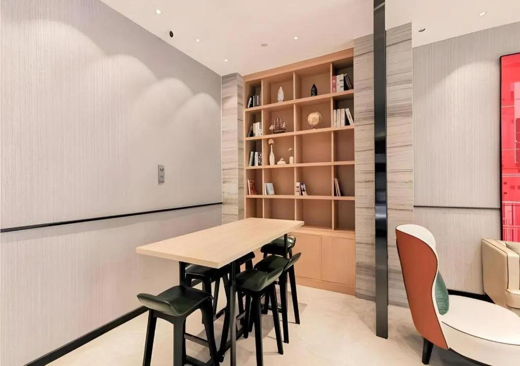 Borrman Hotel Puning International Commodity City Wantaihui