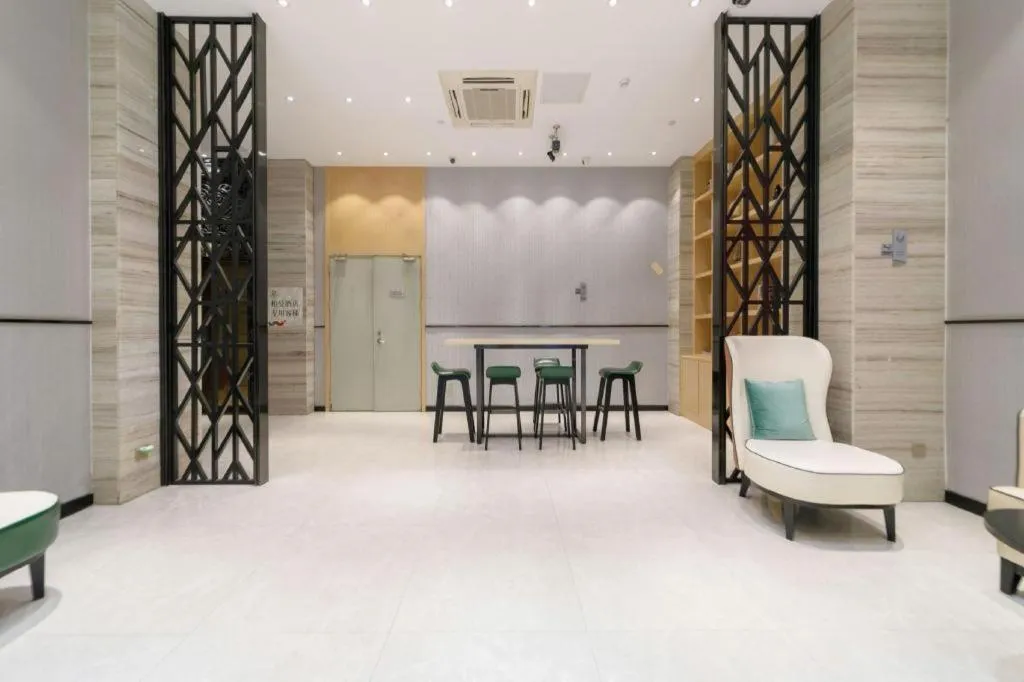 Borrman Hotel Puning International Commodity City Wantaihui