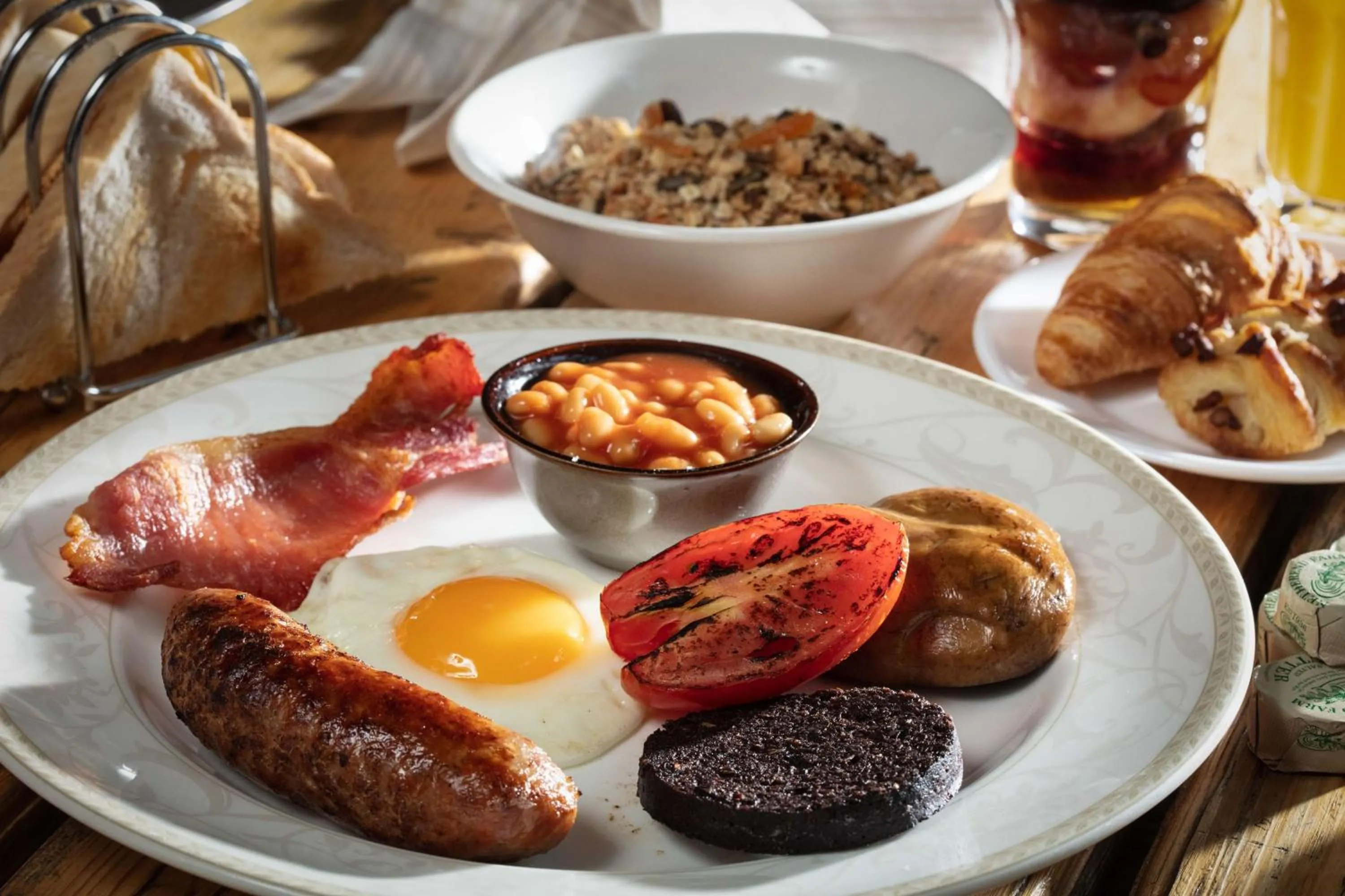 Restaurant/places to eat in The Moonraker Hotel