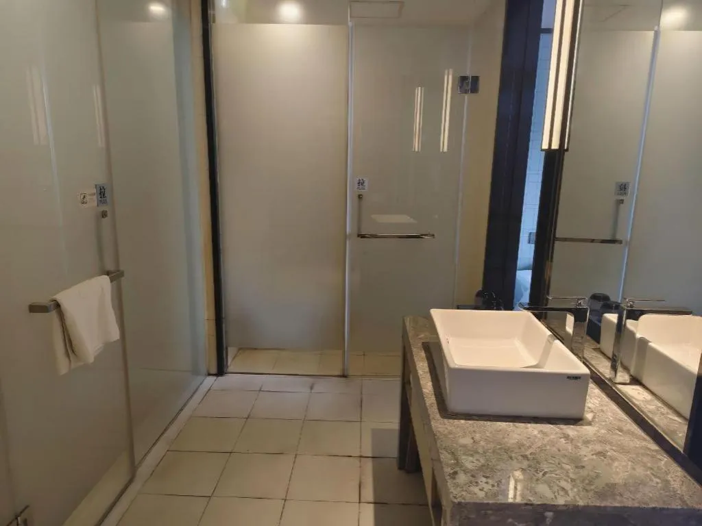 Echarm Hotel Xinyu Railway Station Baoshi Park