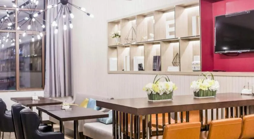 Echarm Hotel Xinyu Railway Station Baoshi Park