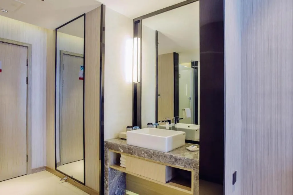 Echarm Hotel Xinyu Railway Station Baoshi Park