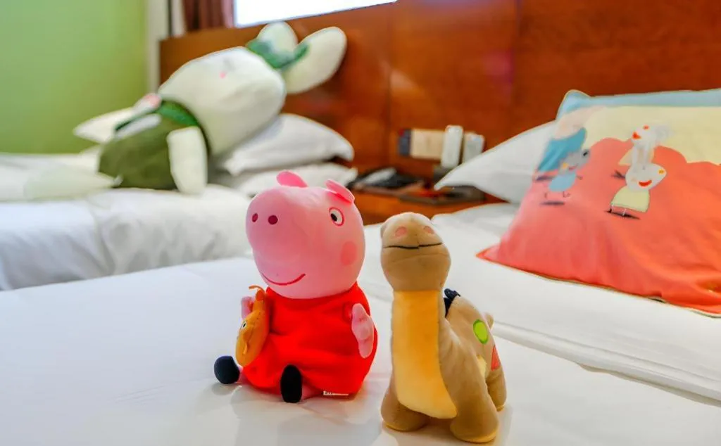 Bed in Immersing Hotel Guilin Two Rivers and Four Lakes Dongxi Alley