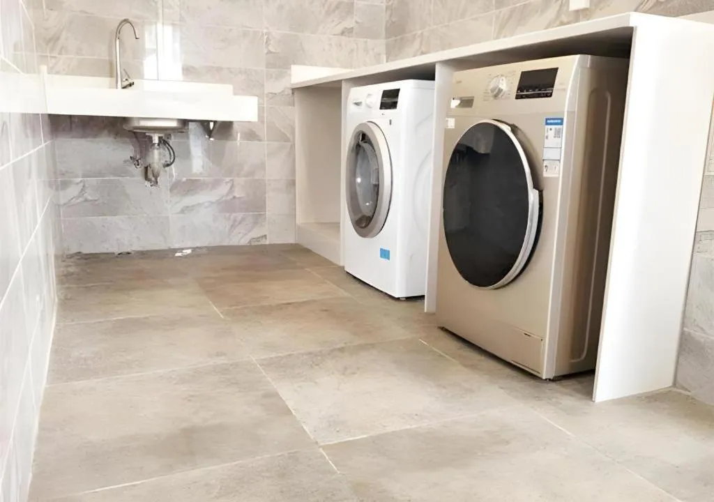 Immersing Hotel Guilin Two Rivers and Four Lakes Dongxi Alley