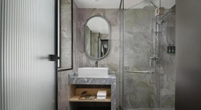 Immersing Hotel Guilin Two Rivers and Four Lakes Dongxi Alley