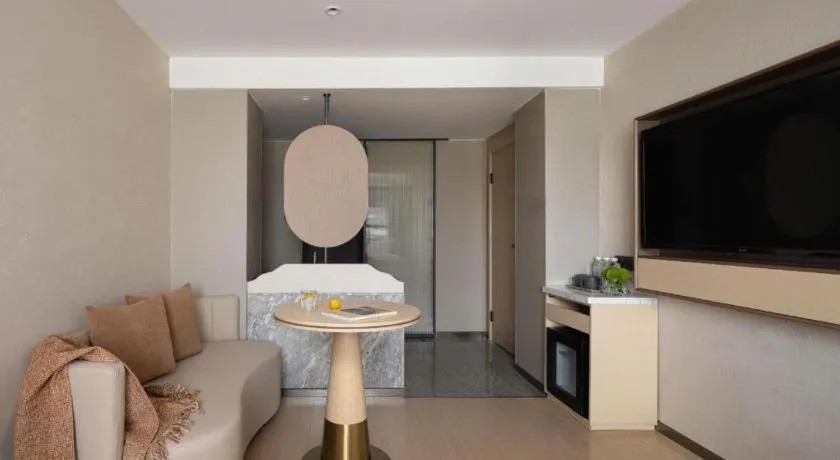 Immersing Hotel Guilin Two Rivers and Four Lakes Dongxi Alley