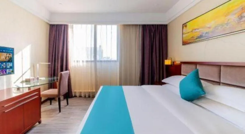 Bed in Borrman Hotel Guangzhou Changlong Shiqiao Metro Station