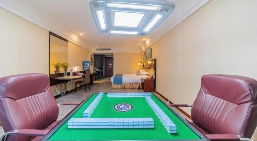 Borrman Hotel Guangzhou Changlong Shiqiao Metro Station