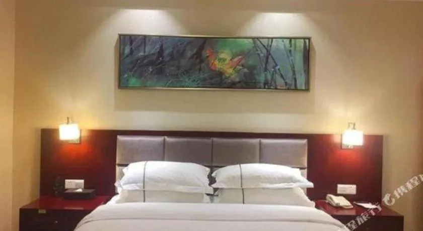 Bed in Borrman Hotel Guangzhou Changlong Shiqiao Metro Station