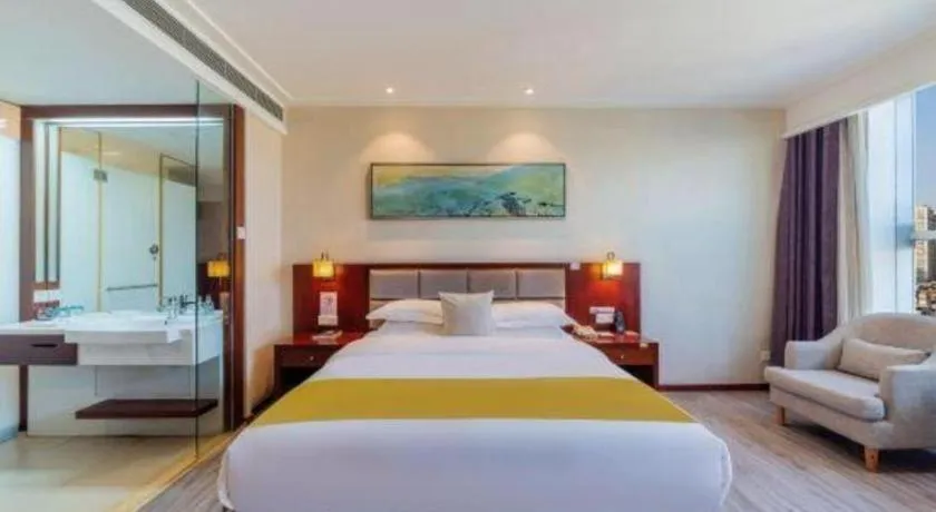 Bed in Borrman Hotel Guangzhou Changlong Shiqiao Metro Station