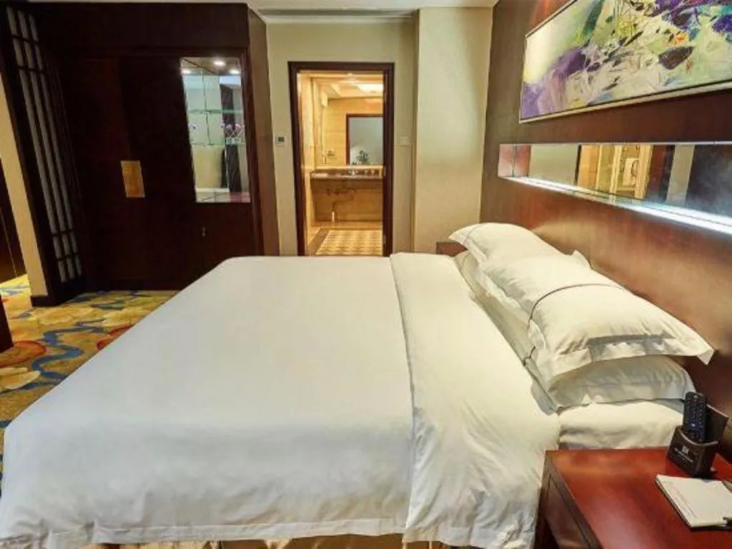 Bed in Borrman Hotel Guangzhou Changlong Shiqiao Metro Station