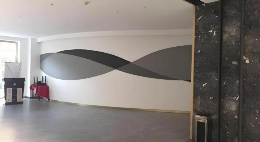 Borrman Hotel Guangzhou Changlong Shiqiao Metro Station