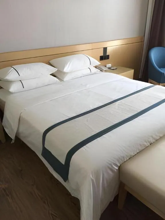 Bed in City Comfort Inn Yi'Ning Jichang Road Shanghaicheng