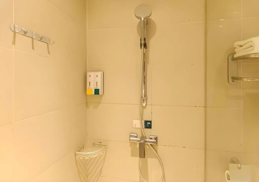 City Comfort Inn Wuhan Children's Hospital Xianggang Road Metro Station