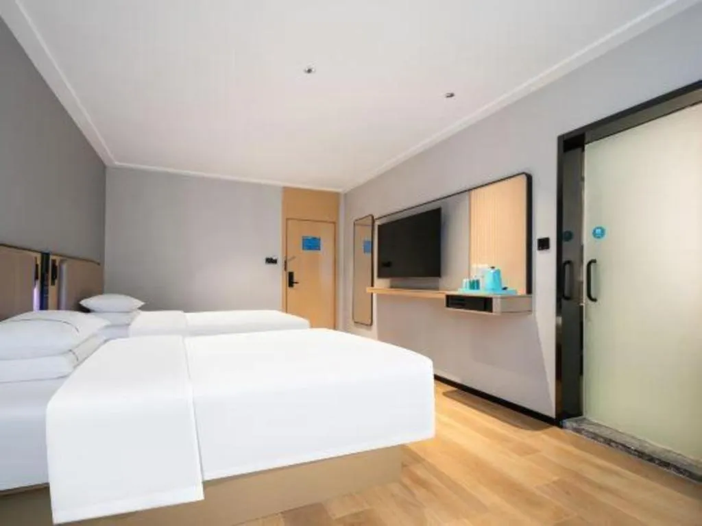 Bed in City Comfort Inn Wuhan Children's Hospital Xianggang Road Metro Station