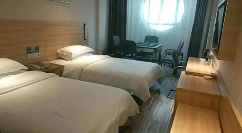 Bed in Jtour Inn Huanggang Hongan Lieshi Lingyuan