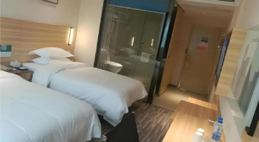 Bed in Jtour Inn Huanggang Hongan Lieshi Lingyuan