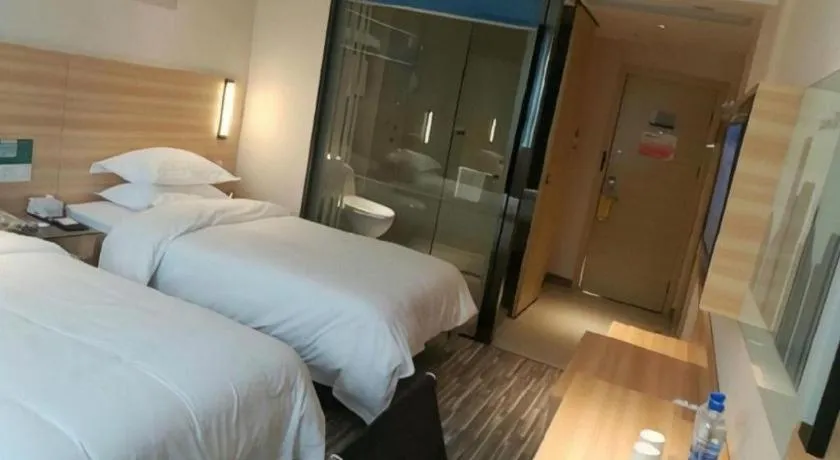 Bed in Jtour Inn Huanggang Hongan Lieshi Lingyuan