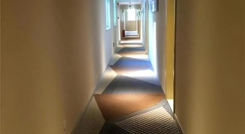 Jtour Inn Huanggang Hongan Lieshi Lingyuan