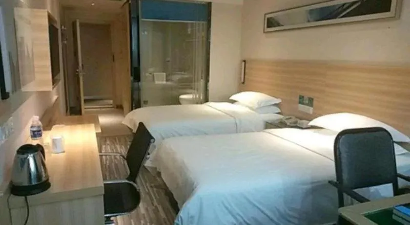 Bed in Jtour Inn Huanggang Hongan Lieshi Lingyuan