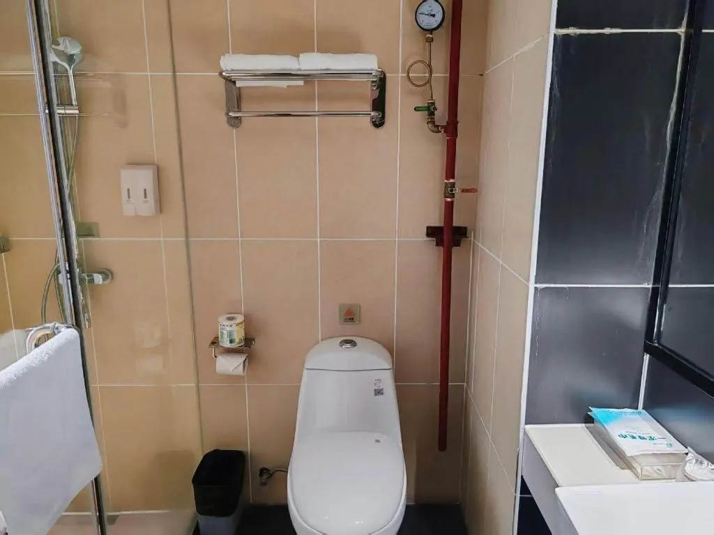 JTOUR Inn Maoming Gaozhou Guabangling Park