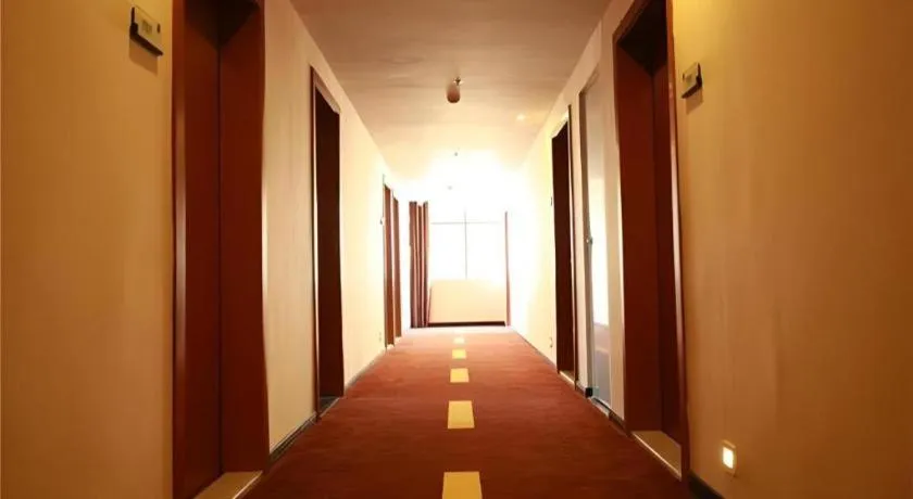 JTOUR Inn Maoming Gaozhou Guabangling Park