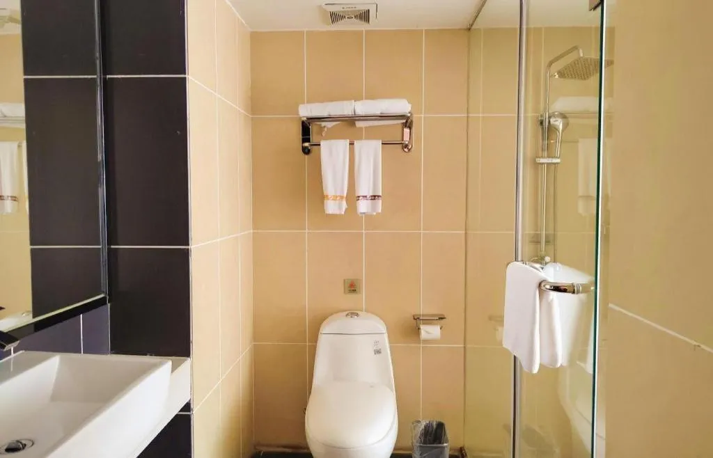 JTOUR Inn Maoming Gaozhou Guabangling Park