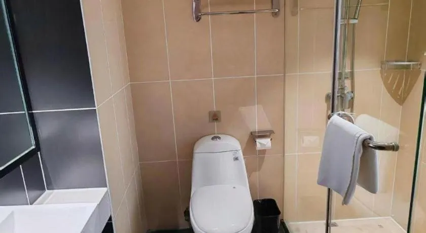 JTOUR Inn Maoming Gaozhou Guabangling Park