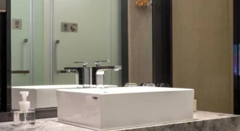 Echarm Hotel Wuhan Vanke Future Center Wulidun Metro Station