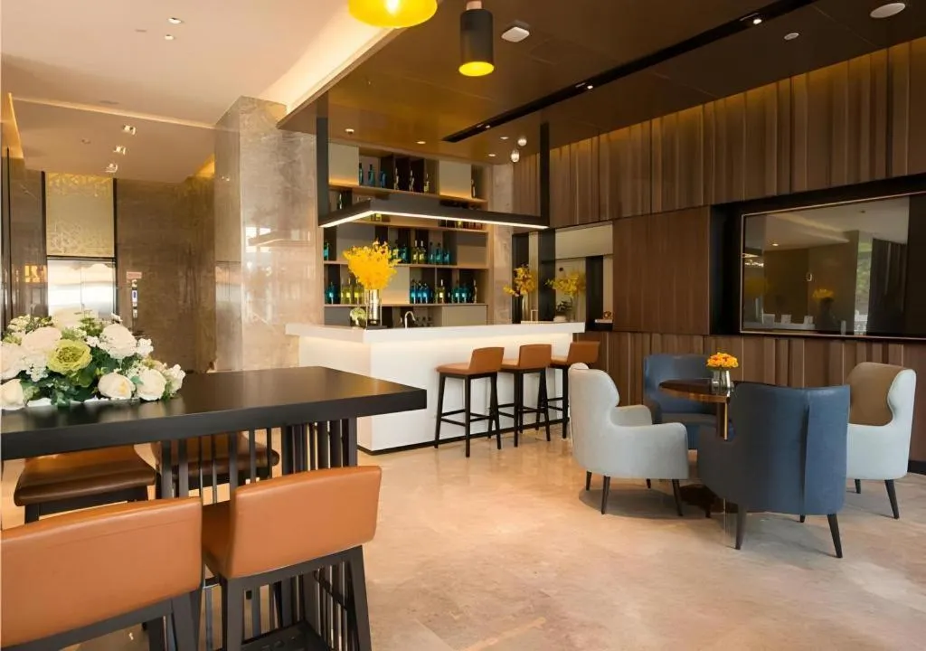 Echarm Hotel Wuhan Vanke Future Center Wulidun Metro Station