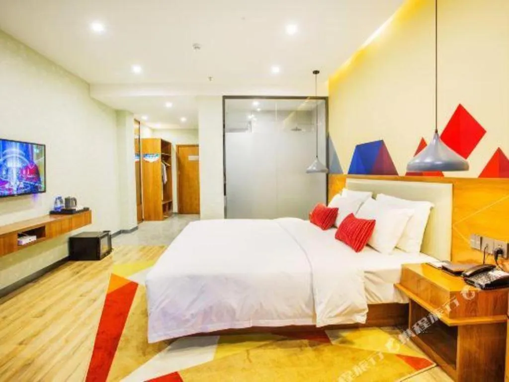 Bed in Borrman Hotel Fangchenggang High-speed Railway North Station Crystal International