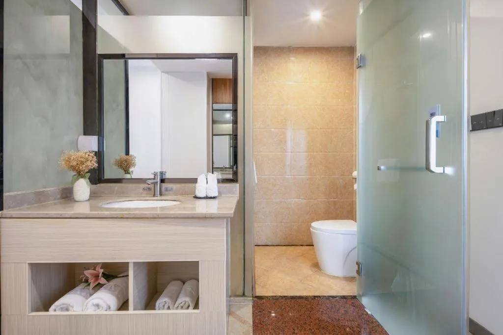 Borrman Hotel Fangchenggang High-speed Railway North Station Crystal International