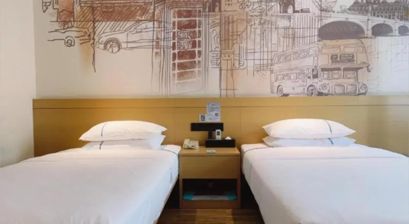 Bed in City Comfort Inn Wuhan Jiqing Street Dazhi Road Metro Station