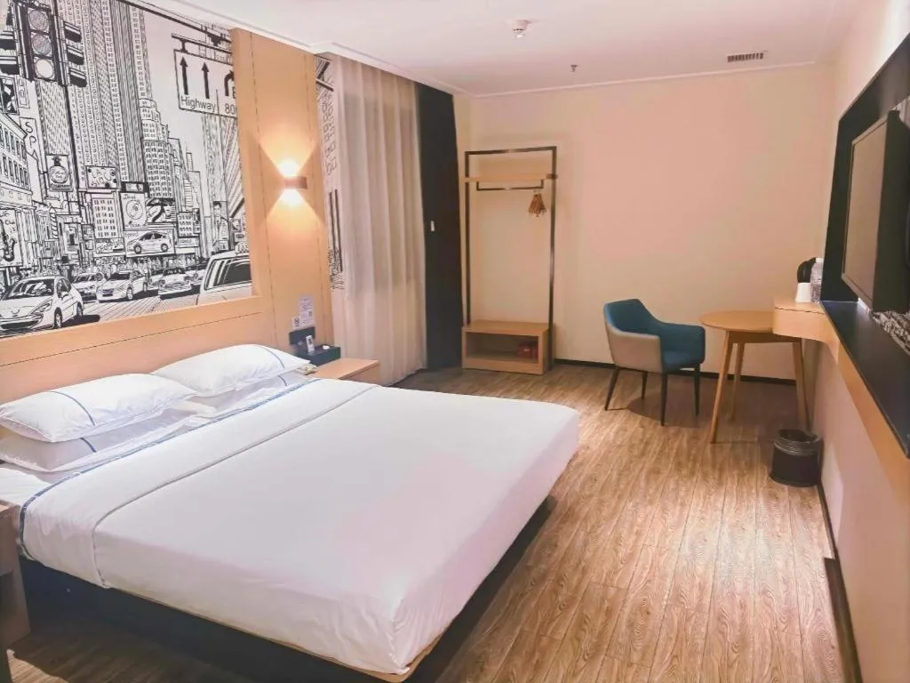 Bed in City Comfort Inn Wuhan Jiqing Street Dazhi Road Metro Station