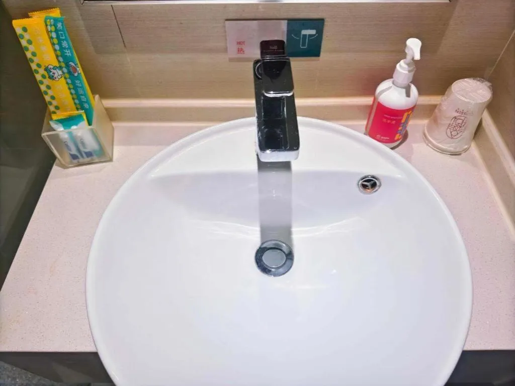 City Comfort Inn Wuhan Jiqing Street Dazhi Road Metro Station