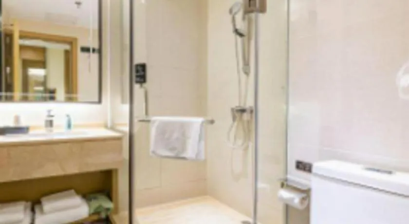 City Comfort Inn Shenzhen Exhibition Center North Huaqiang Metro Station