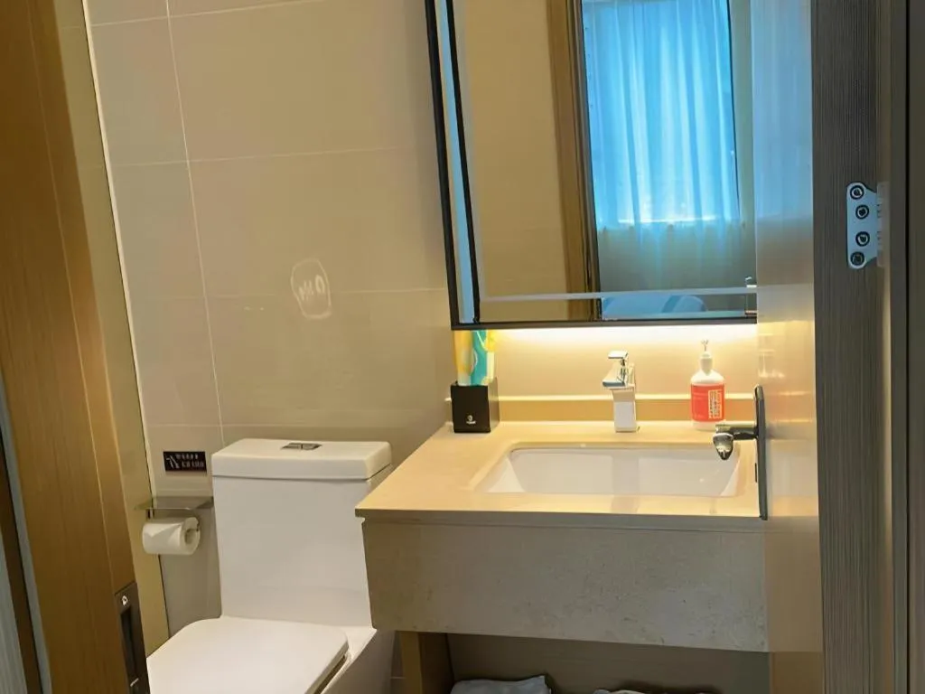 City Comfort Inn Shenzhen Exhibition Center North Huaqiang Metro Station