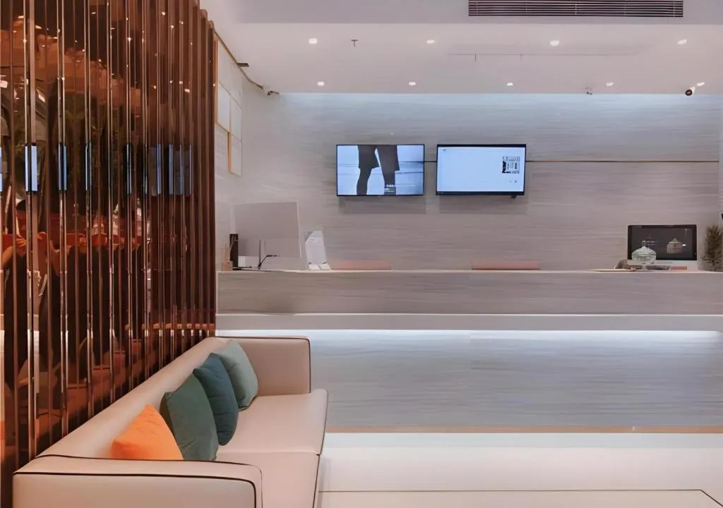 City Comfort Inn Shenzhen Exhibition Center North Huaqiang Metro Station