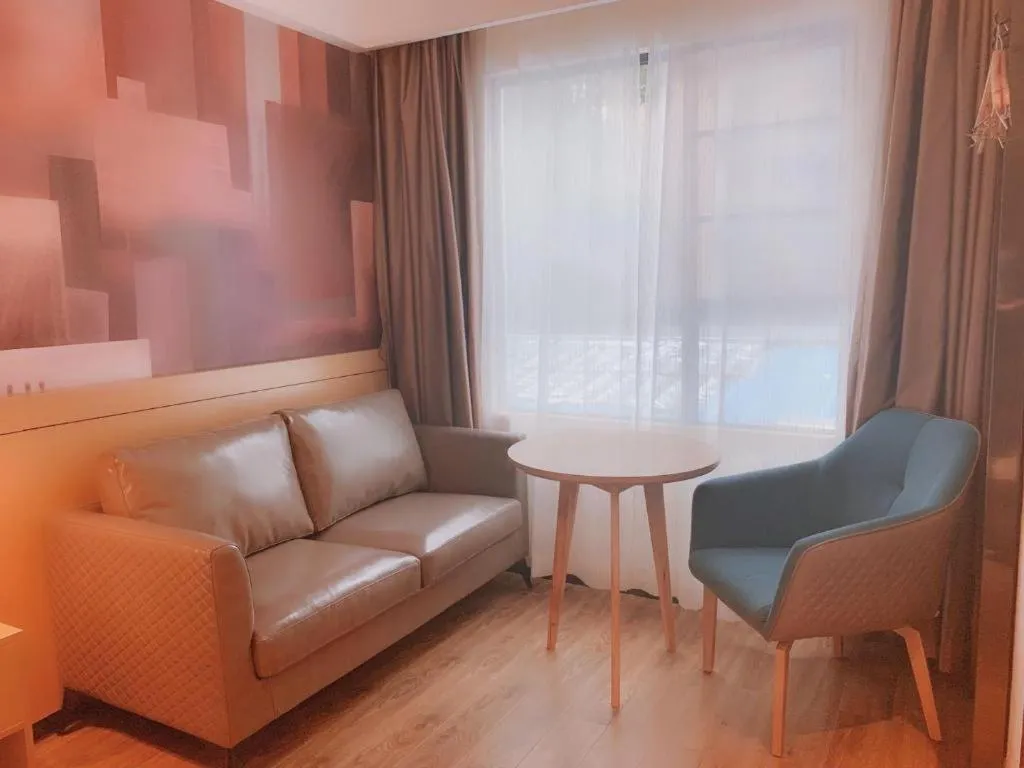 City Comfort Inn Shenzhen Exhibition Center North Huaqiang Metro Station