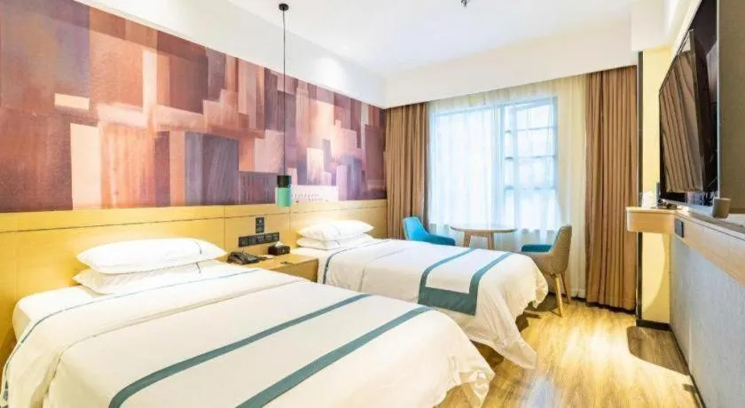 Bed in City Comfort Inn Shenzhen Exhibition Center North Huaqiang Metro Station