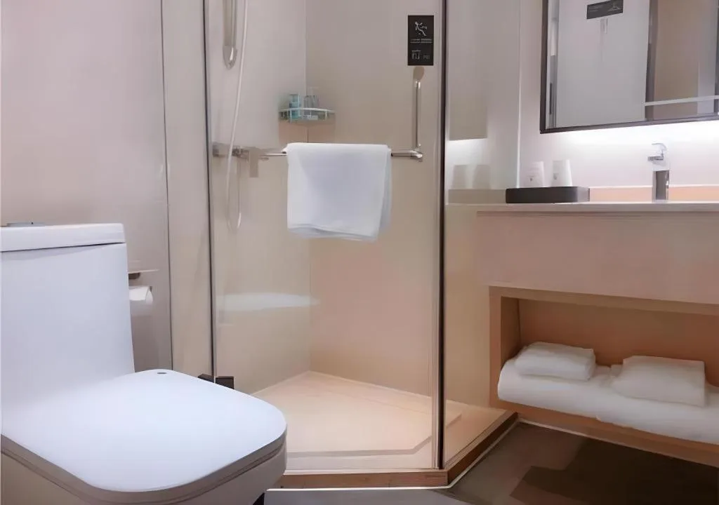 City Comfort Inn Shenzhen Exhibition Center North Huaqiang Metro Station