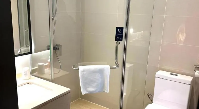 City Comfort Inn Shenzhen Exhibition Center North Huaqiang Metro Station