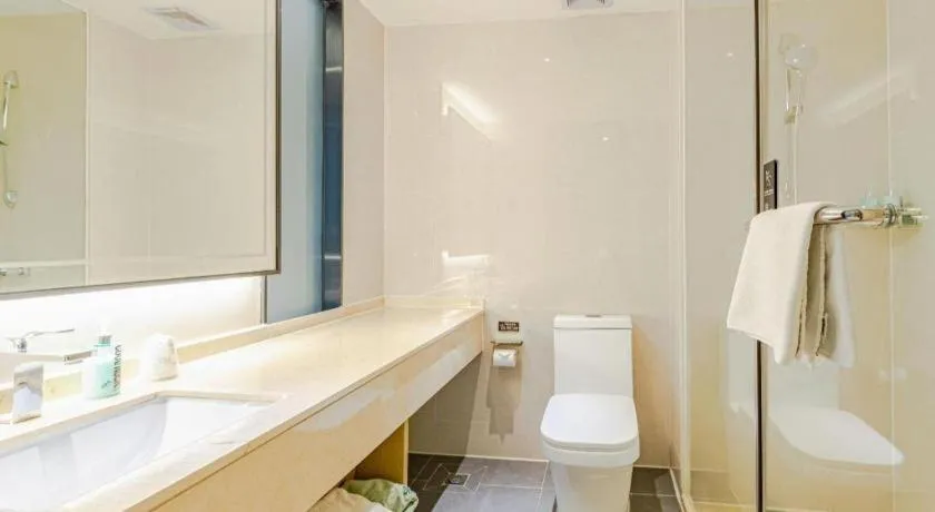 City Comfort Inn Shenzhen Exhibition Center North Huaqiang Metro Station