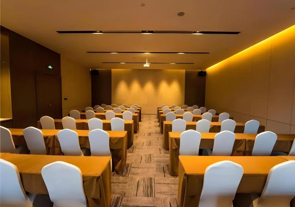 Echarm Plus Hotel Nanning East Station