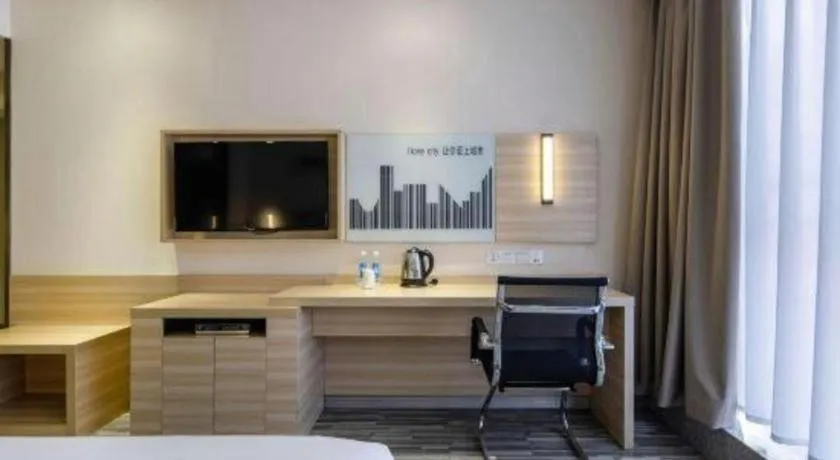 JTOUR Inn Yizhou Hechi College Pedestrian Street